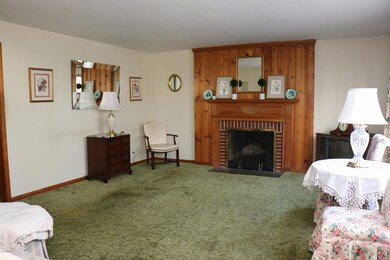 71 Sheephill Rd, Riverside, CT 06878 - photo 2