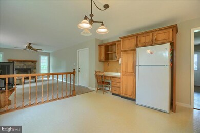 505 E Conestoga St, New Holland, PA 17557 - photo 6