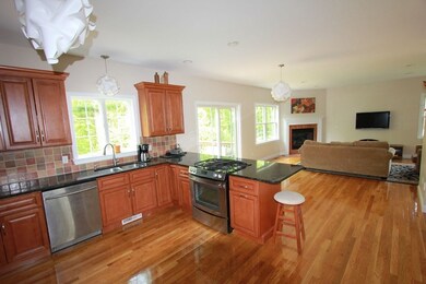 7 Eleanor Dr, Wilmington, MA 01887 - photo 4