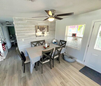 7100 Ulmerton Rd unit 879, Largo, FL 33771 - photo 6