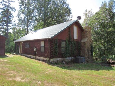 138 Ward Cemetary Rd, Linden, TN 37096 - photo 3