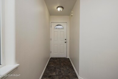 005_2025.09.23_._6925_Creekview_Loop