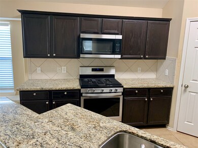 6815 Hampden Point Ct, Houston, TX 77040 - photo 5