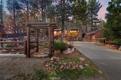 432 Temple Ln, Big Bear Lake, CA 92315 - photo 4
