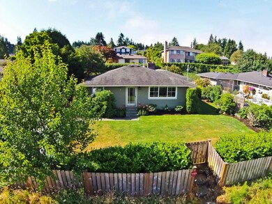 1044 Sprague St, Edmonds, WA 98020 - photo 3