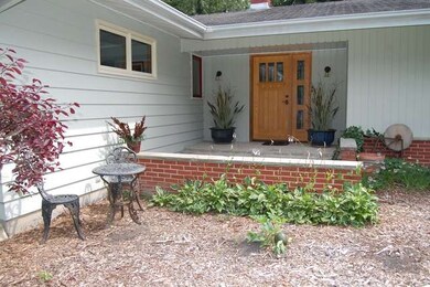 27W611 South Ln, Naperville, IL 60540 - photo 2