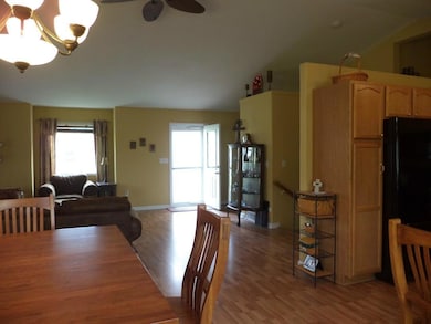 2307 4th St NE, Jamestown, ND 58401 - photo 4