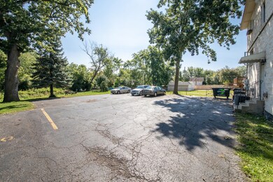 3831 Grove Ave unit 1S, Brookfield, IL 60513 - photo 2