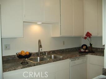 6542 Ocean Crest Dr unit C211, Rancho Palos Verdes, CA 90275 - photo 7