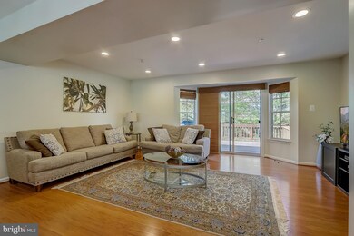 6203 Yellow Dawn Ct, Columbia, MD 21045 - photo 3