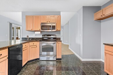 7788 Duckwood Ln, Jacksonville, FL 32210 - photo 6