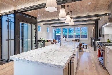 KitchenElevator