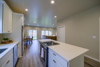 3658_Badger_Ave-13
