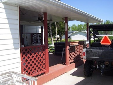 9773 W Front Rd, North Platte, NE 69101 - photo 2