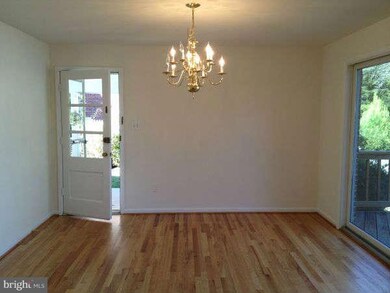 1831 Deer Dr, McLean, VA 22101 - photo 2