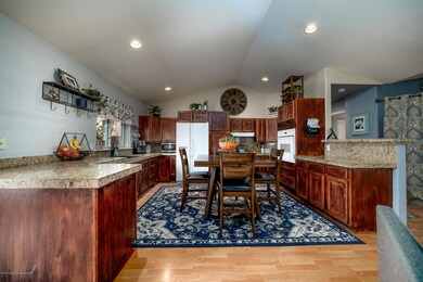 347 Buckhorn Dr_MLS-14