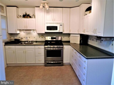 4710 Raspe Ave, Baltimore, MD 21206 - photo 2