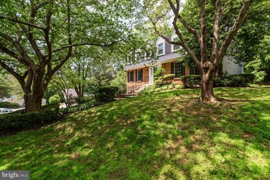 15528 Yorktown Dr, Dumfries, VA 22025 - photo 3