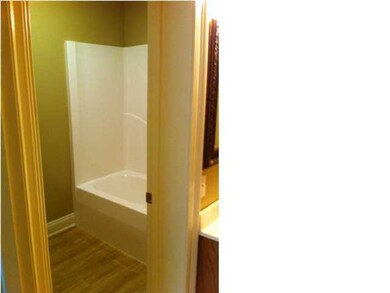 307 E Pershing St unit A, New Iberia, LA 70560 - photo 5