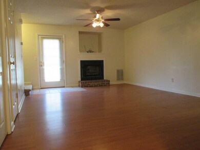 716 King Springs Rd unit 6, Johnson City, TN 37601 - photo 3