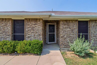 355 Windmill Ct, Waxahachie, TX 75167 - photo 4