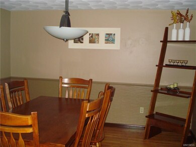 1110 Bowen Dr W, North Tonawanda, NY 14120 - photo 5