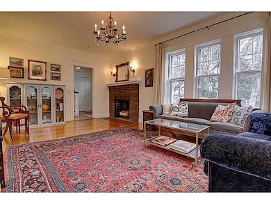 32 Quincy St, Providence, RI 02908 - photo 5