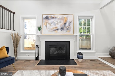 15220 Larkspur Ln, Dumfries, VA 22025 - photo 4