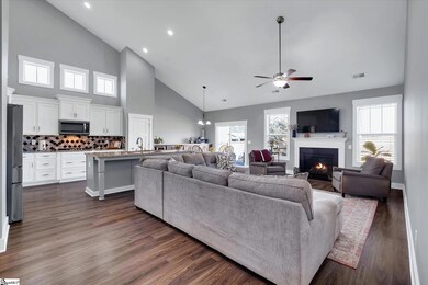 112 Foxbank Cir, Greer, SC 29651 - photo 5