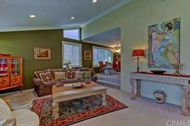 living room to dinning room transition