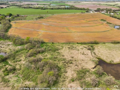7404 SW Davis Rd unit Tract 4 & 1C Combinn, Auburn, KS 66402 - photo 3
