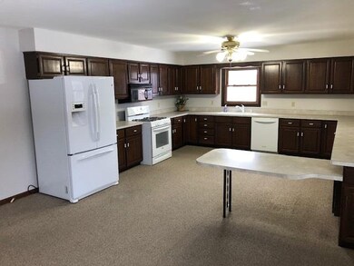 270 Brook St, Oregon, WI 53575 - photo 5