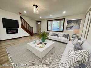 827 Raines St, Scranton, PA 18509 - photo 2