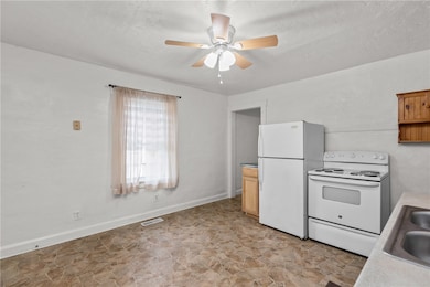 24 Birch Way, Canonsburg, PA 15317 - photo 5