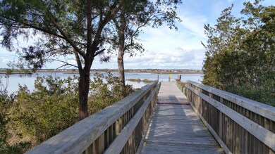 Community Pier
