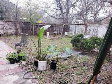 4034 Colgate St, Houston, TX 77087 - photo 2