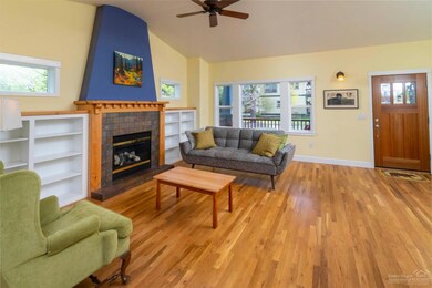 2682 NW Shields Dr, Bend, OR 97701 - photo 4