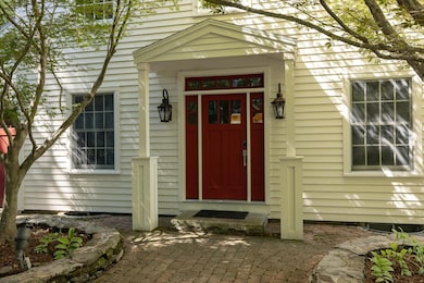 182 Winnicutt Rd, Stratham, NH 03885 - photo 2