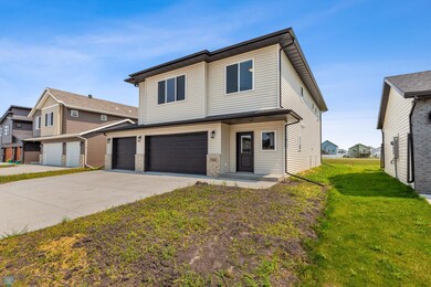 7368 Madelyn Ln S, Fargo, ND 58104 - photo 2