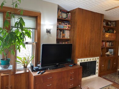 6429 N Fairfield Ave unit 2, Chicago, IL 60645 - photo 3