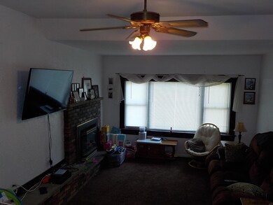 682 Palm Ave, Schenectady, NY 12306 - photo 5