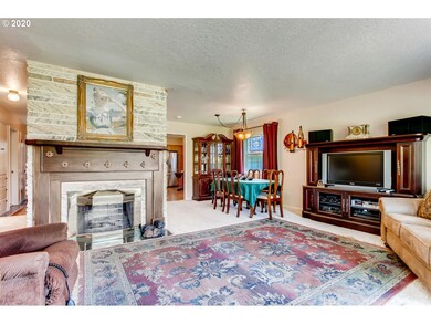 Living Room/Dining Room