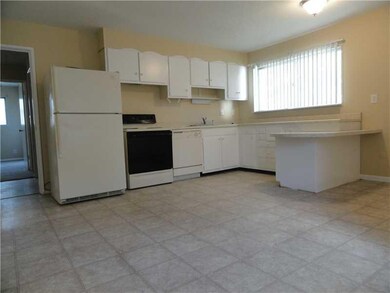 2910 Centre Pkwy, Indianapolis, IN 46203 - photo 3