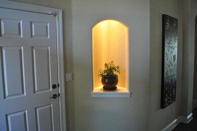 Warm Springs Lighted Art Alcove
