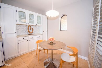Breakfast Room