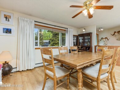 06-Living Room 20240606-DW-4429