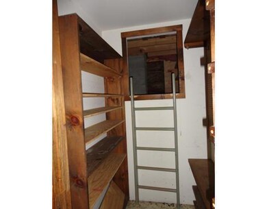 Other Plan. Pantry