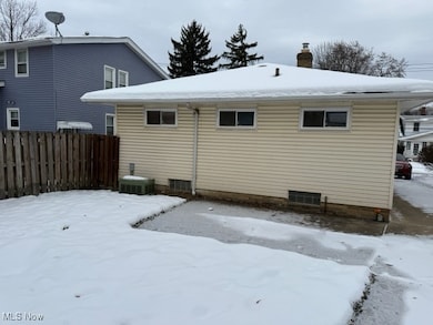 5220 Forest Ave, Maple Heights, OH 44137 - photo 6