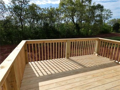 1032 Jennings Rd, Statesville, NC 28625 - photo 4