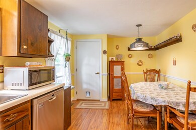 30 Damon Ave, Nashua, NH 03064 - photo 5